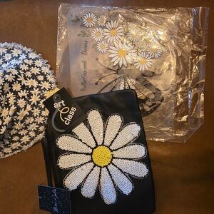 Daisy Reversable Hat, Iron On Patch,  White Daisy Clutch
